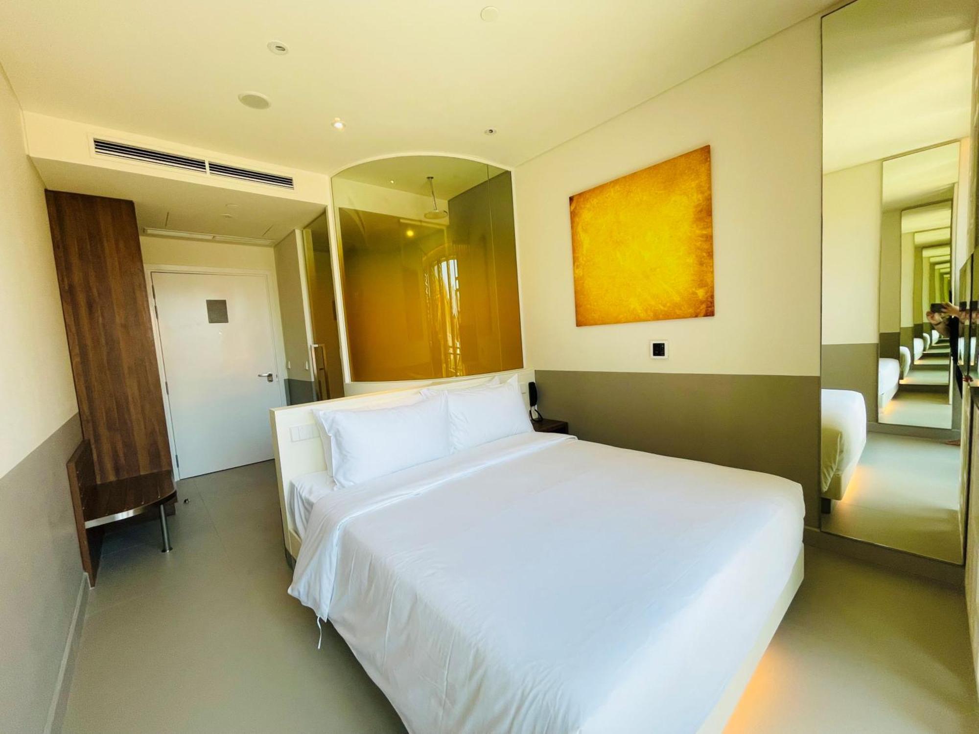 Wink Hotel Can Tho Ninh Kieu Wharf - 24Hrs Stay & Rooftop Pool Bar Extérieur photo